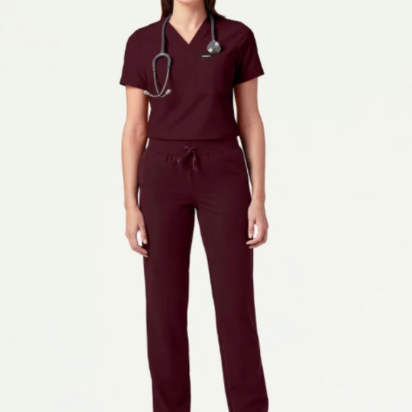 Jaanuu Rhena Women's 1-Pocket Classic V-Neck Scrub Top, XS - Picture 2 of 4